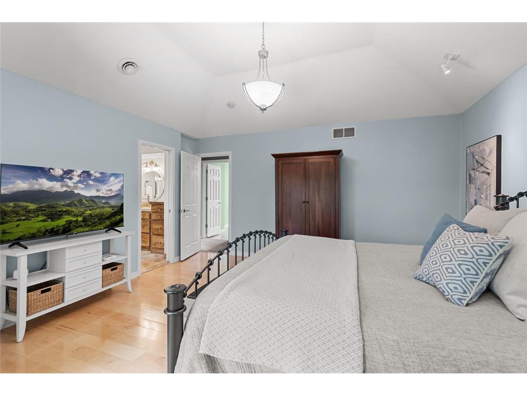 9200 Hearthstead Lane Eden Prairie MN 55347 7082637 image30