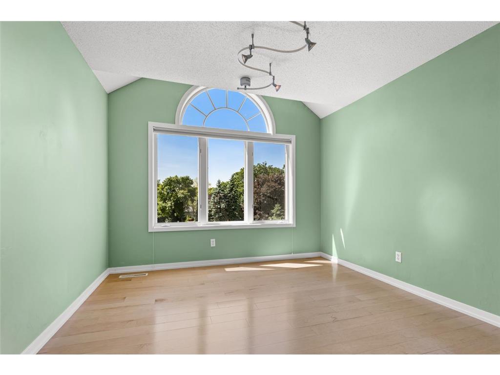 9200 Hearthstead Lane Eden Prairie MN 55347 7082637 image33