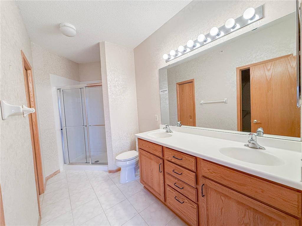 9201 Medicine Lake Road #307 Golden Valley MN 55427 7061125 image18