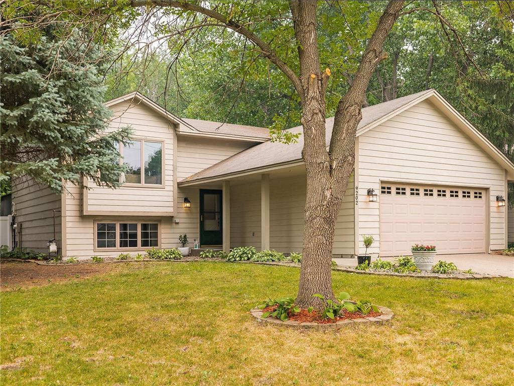 9202 Sycamore Lane N Maple Grove MN 55369 6367701 image1