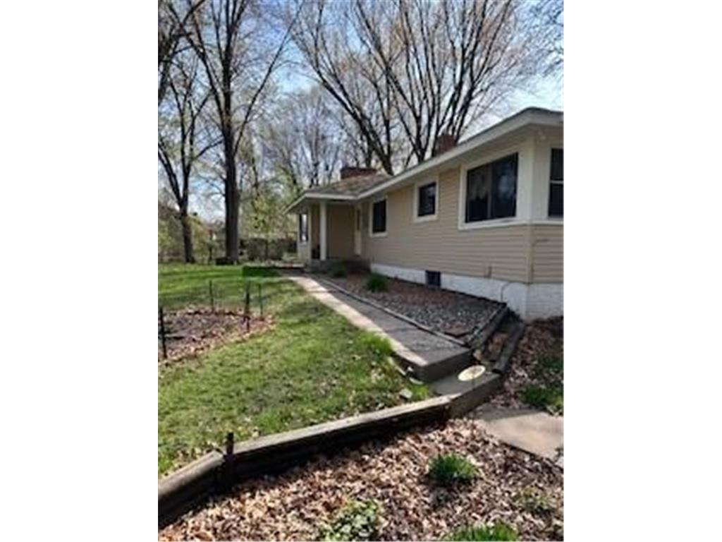 9204 Bataan Street NE Blaine MN 55449 6529217 image1