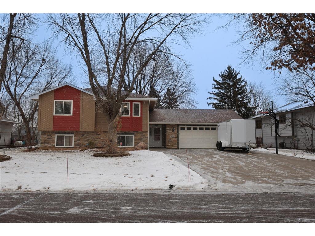 9204 Woodhall N Brooklyn Park MN 55443 6653474 image1