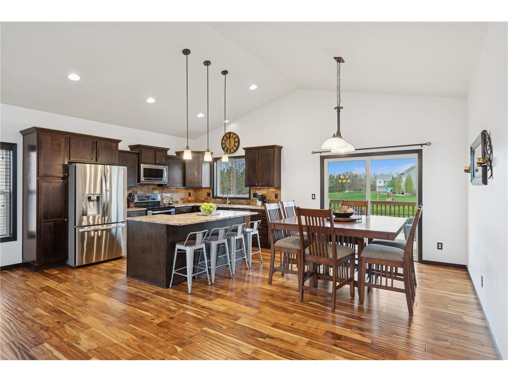 9205 198th Street W Lakeville MN 55044 6609758 image1