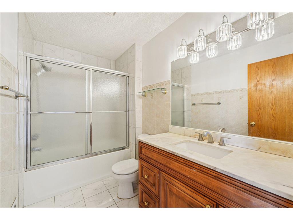 9205 29th Avenue N New Hope MN 55427 7029275 image14