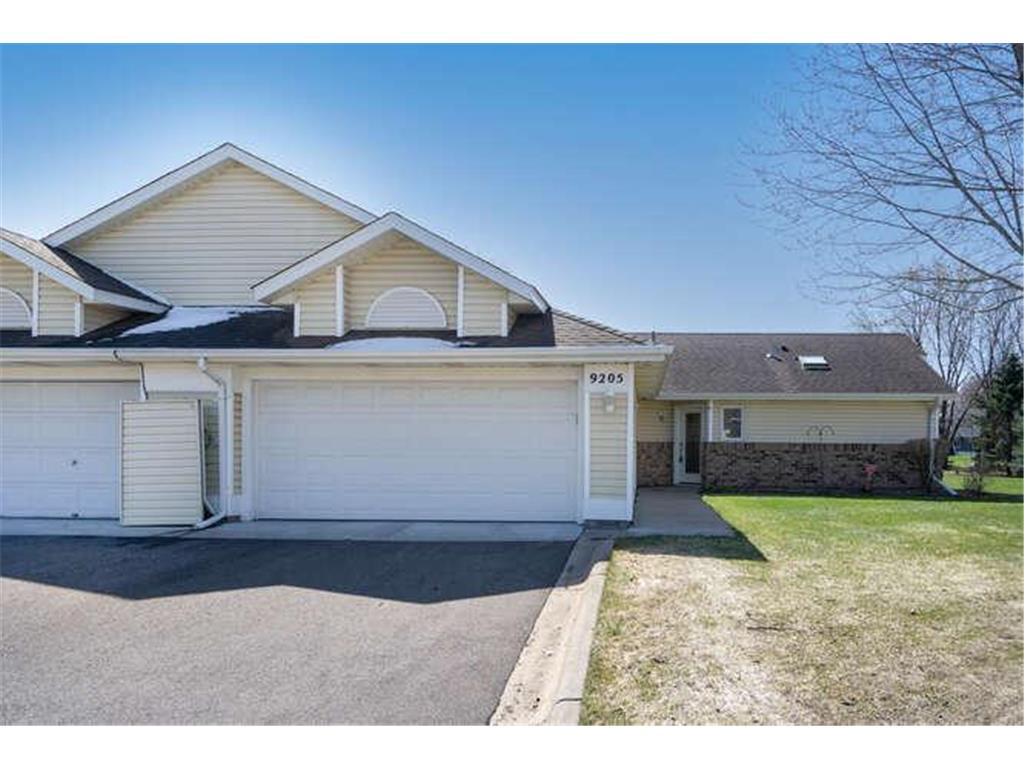 9205 Yorkshire Lane Brooklyn Park MN 55443 6358233 image1