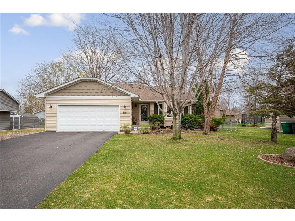 9206 Brunswick Avenue N Brooklyn Park MN 55443 6521601 image1