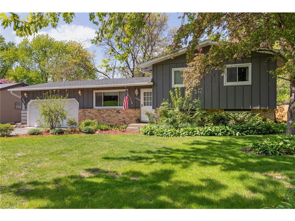 9208 60th Avenue N New Hope MN 55428 6212781 image1