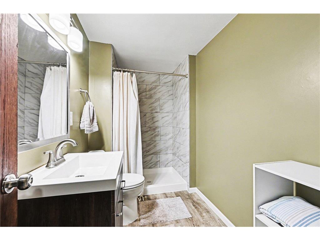 9209 Dartford Road Woodbury MN 55125 7064714 image17