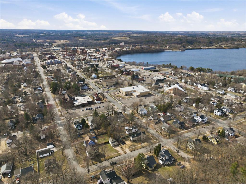 921 11th Street E Menomonie WI 54751 7051891 image6