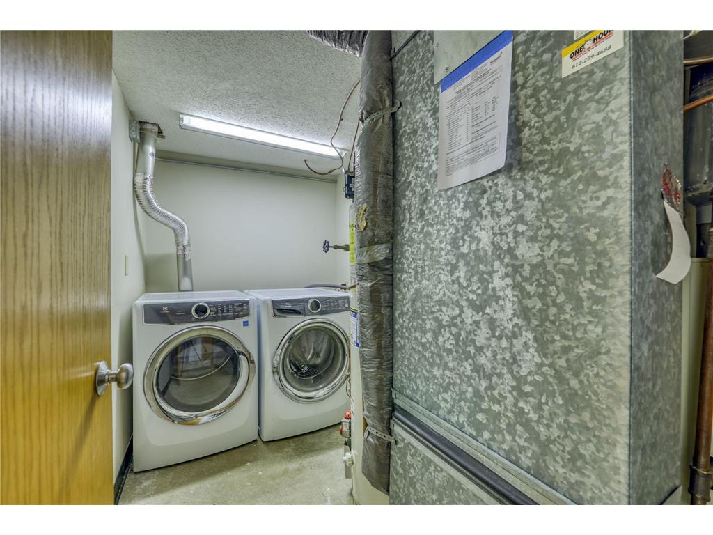 921 / 923 Dartmouth Place SE Minneapolis MN 55414 7034035 image28