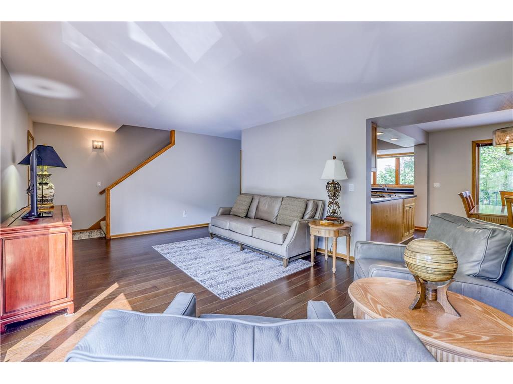 921 / 923 Dartmouth Place SE Minneapolis MN 55414 7034035 image6