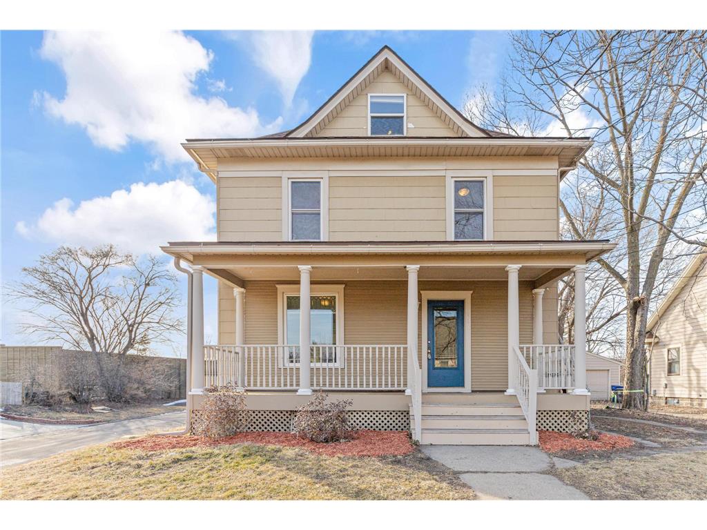 921 Cromwell Avenue, Saint Paul, MN, 55114 MLS 6491292 Edina Realty