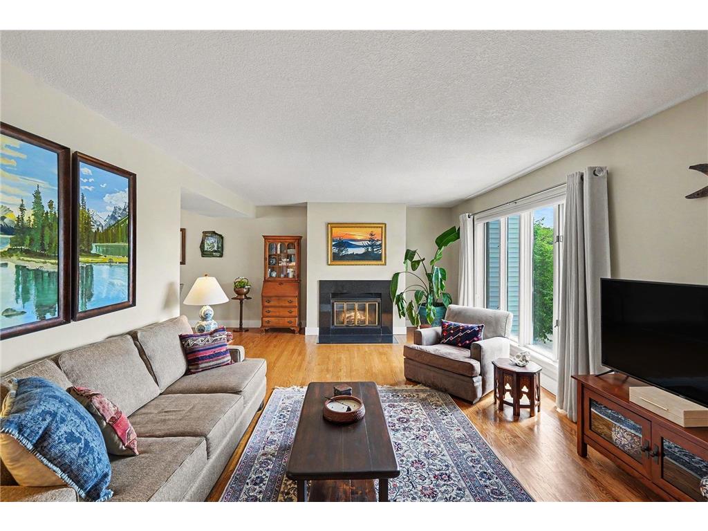 921 Dartmouth Avenue SE Minneapolis MN 55414 7082198 image6
