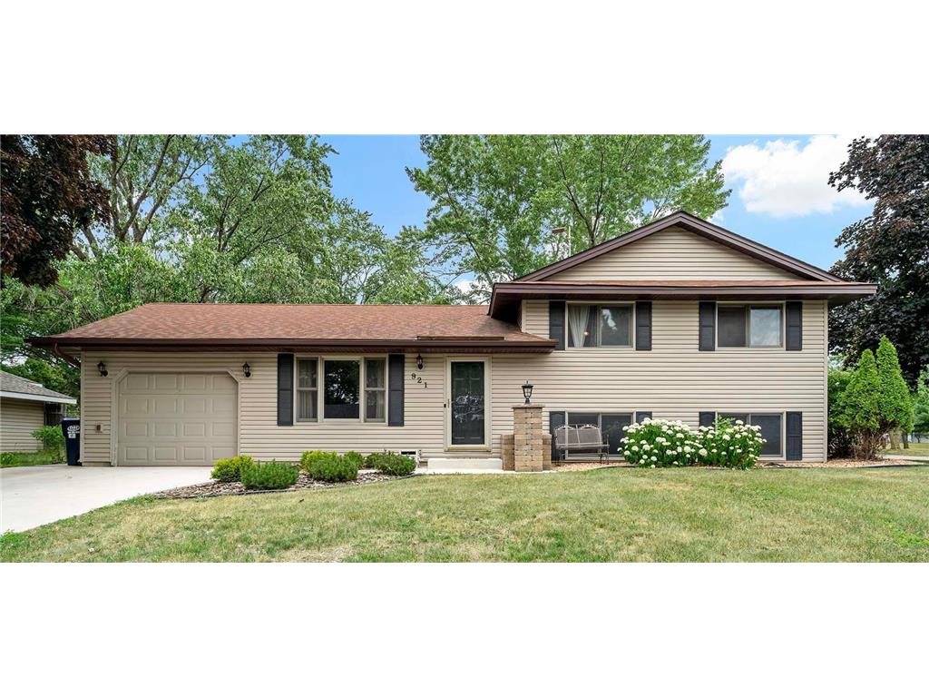 921 Duchess Lane Apple Valley MN 55124 6403163 image1