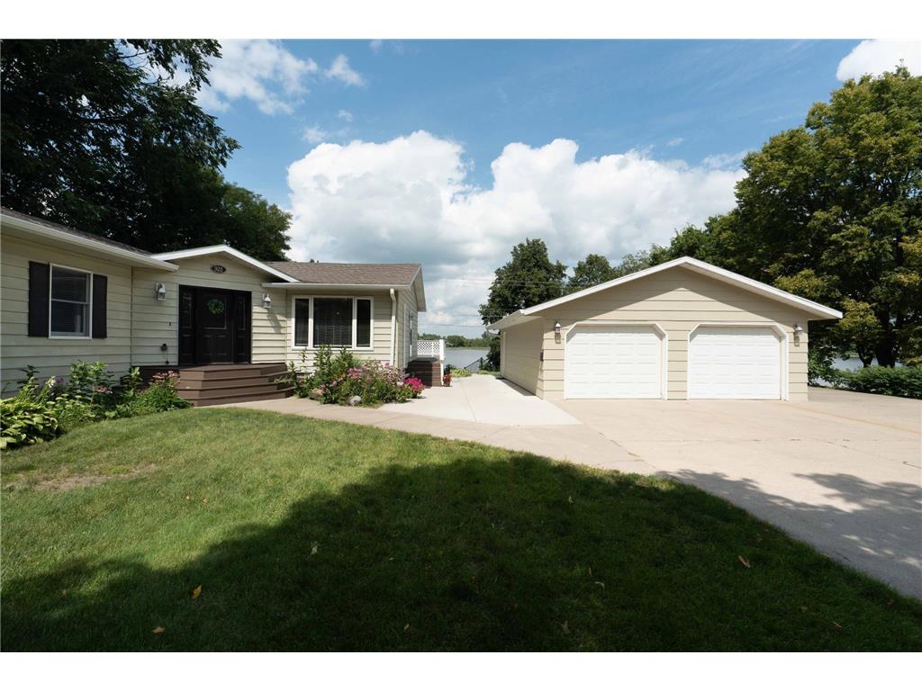 921 E Fir Avenue Fergus Falls MN 56537 - Opperman 6586252 image1