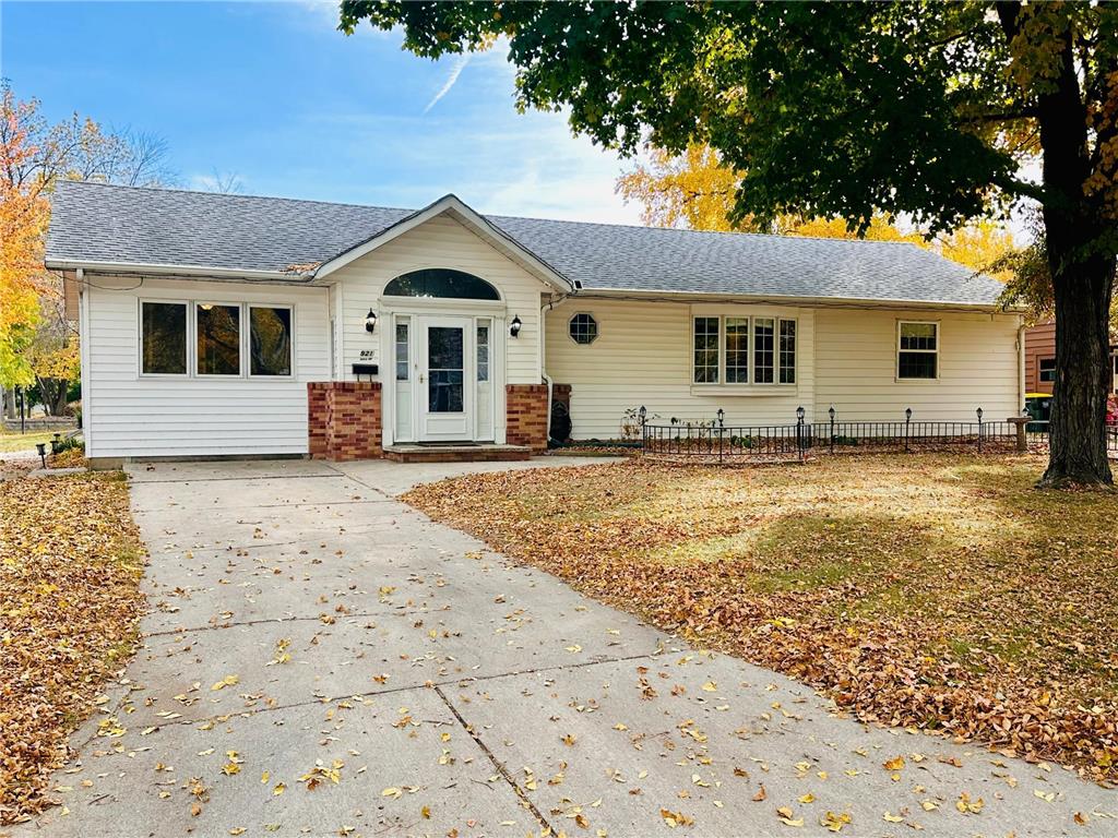 921 Hill Road Willmar MN 56201 6621006 image1