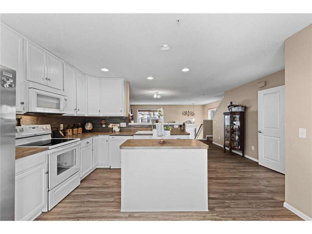 921 Ledgestone Drive Mahtomedi MN 55115 7018157 image10