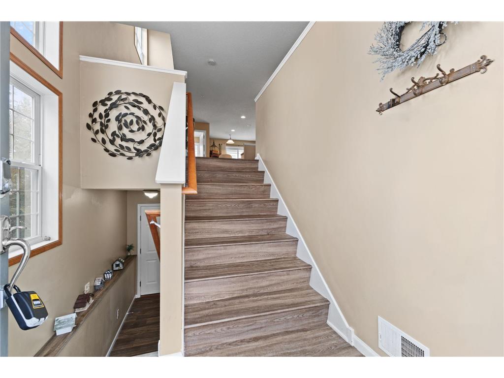 921 Ledgestone Drive Mahtomedi MN 55115 7018157 image15