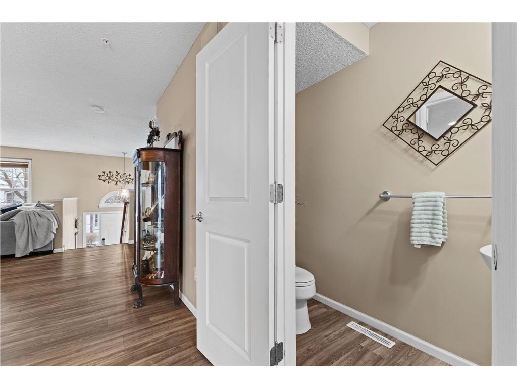 921 Ledgestone Drive Mahtomedi MN 55115 7018157 image16