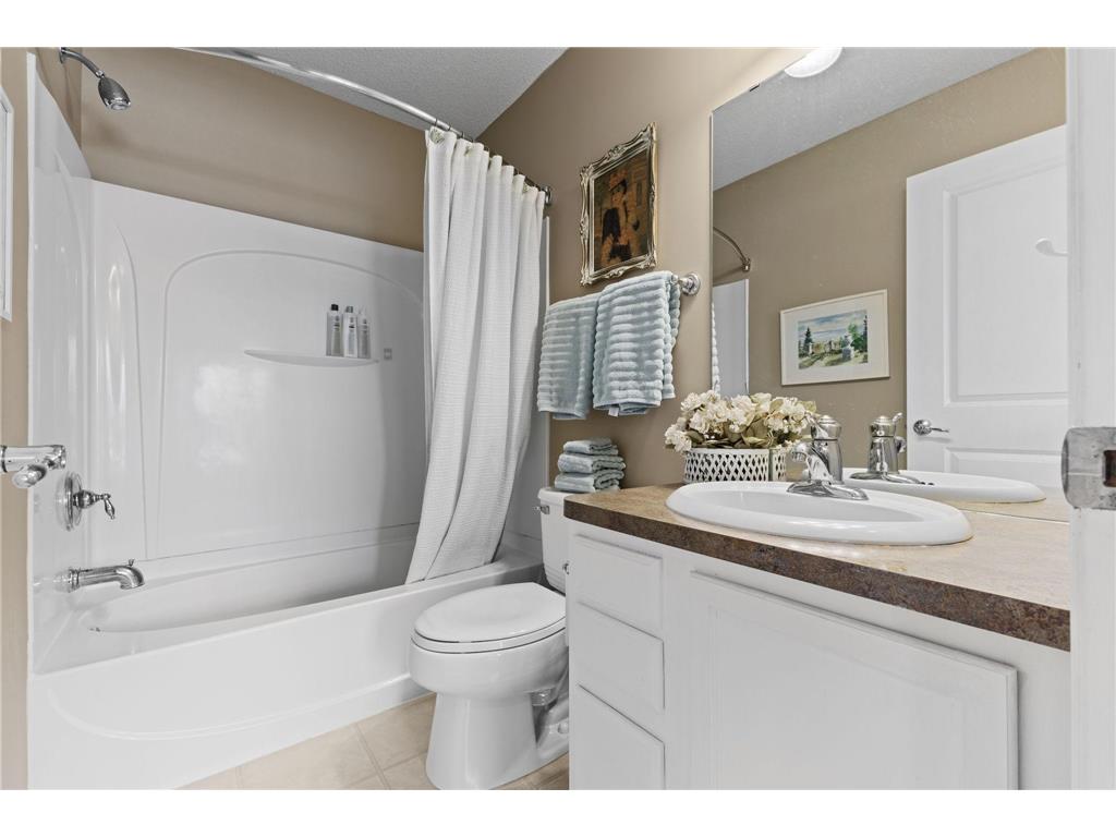 921 Ledgestone Drive Mahtomedi MN 55115 7018157 image19