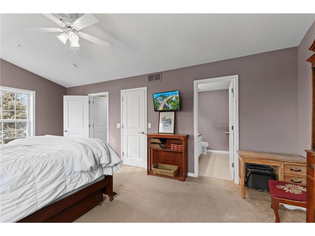 921 Ledgestone Drive Mahtomedi MN 55115 7018157 image22