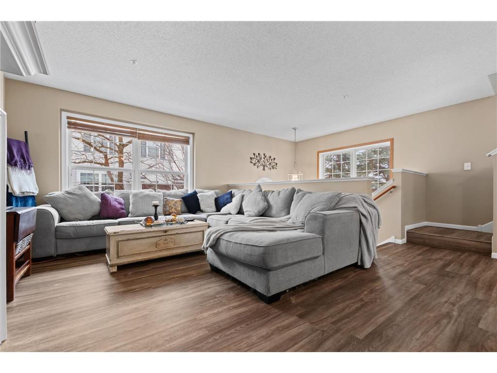 921 Ledgestone Drive Mahtomedi MN 55115 7018157 image6