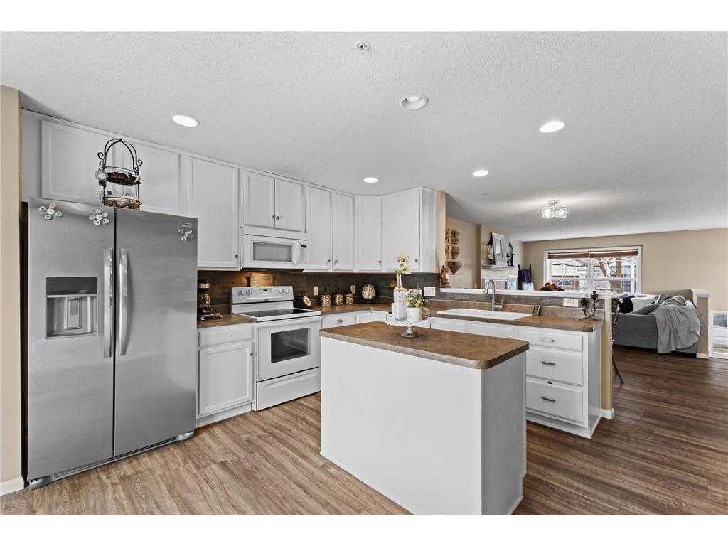 921 Ledgestone Drive Mahtomedi MN 55115 7018157 image9