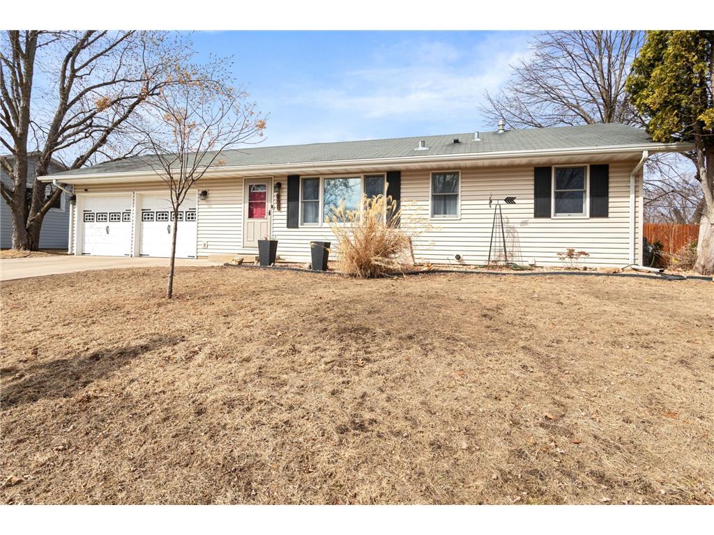 921 Minjon Drive Apple Valley MN 55124 6683377 image1