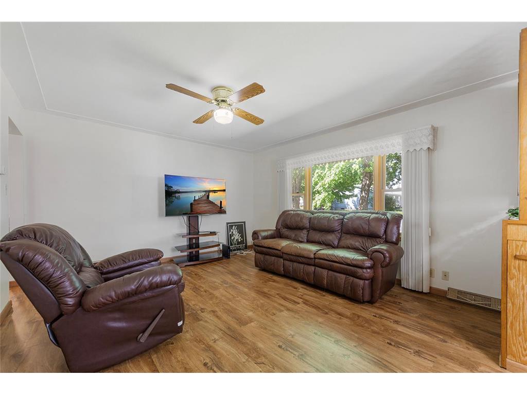 921 N Payne Street New Ulm MN 56073 7079613 image3
