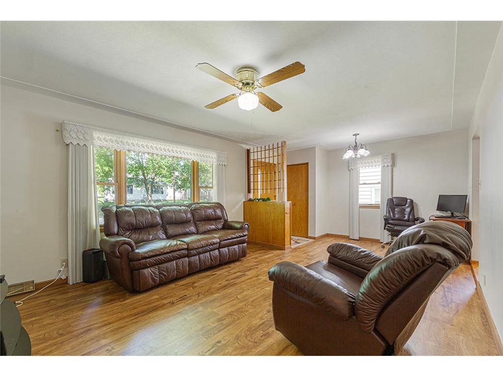 921 N Payne Street New Ulm MN 56073 7079613 image4