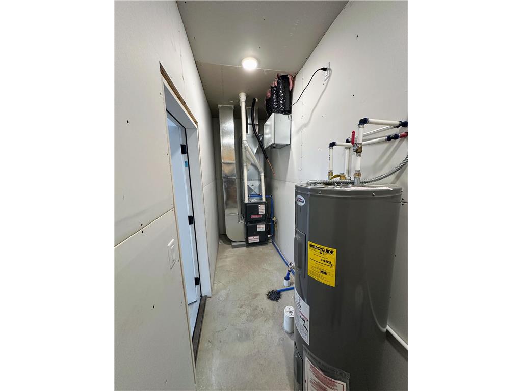 921 NW 9th Street Perham MN 56573 7014030 image22