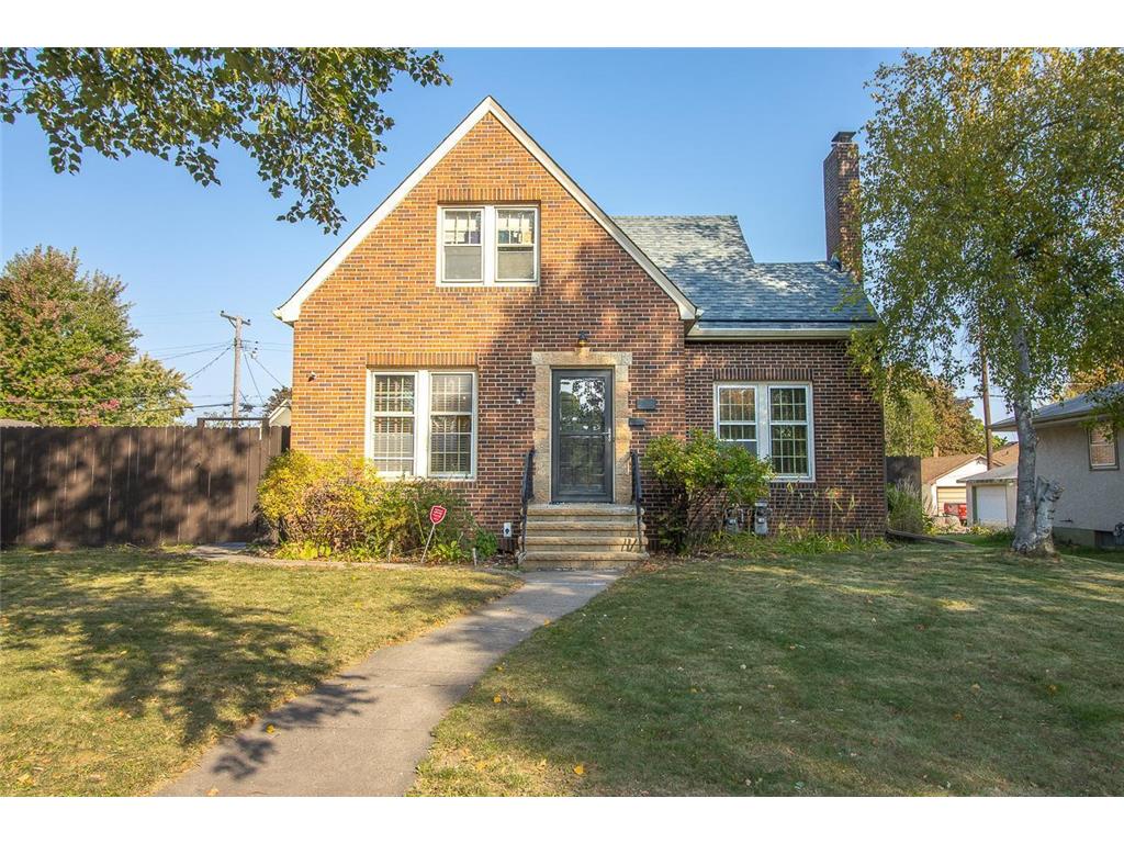 921 Orange Avenue E Saint Paul MN 55106 6610254 image1