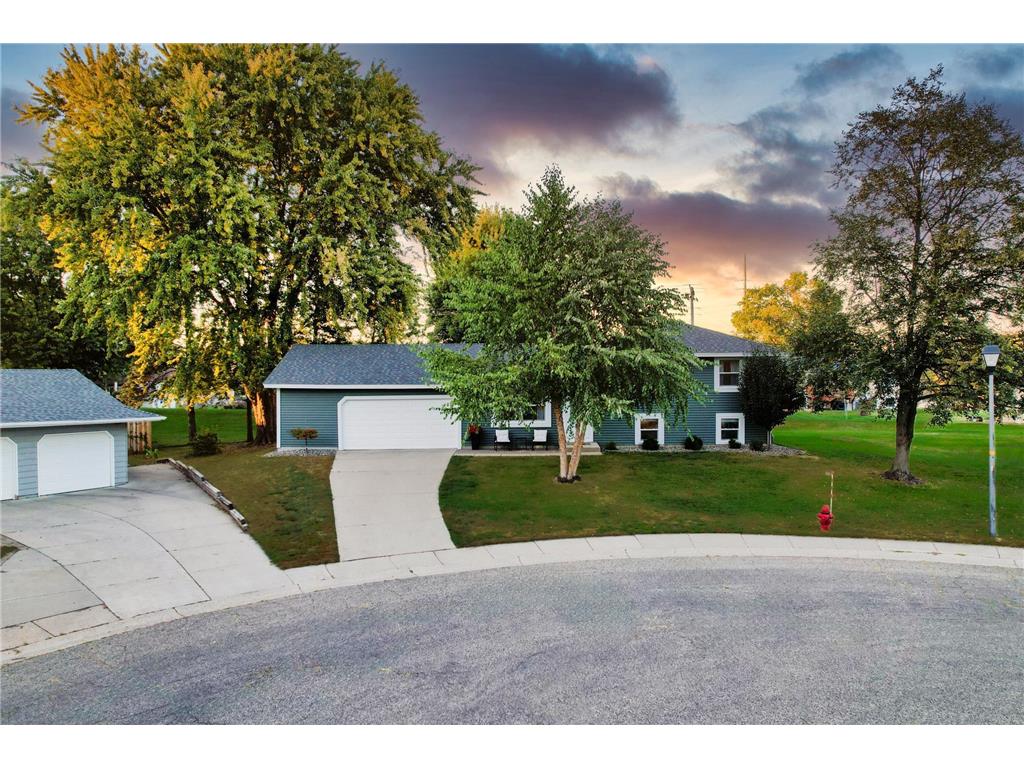 921 Oriole Drive Apple Valley MN 55124 6610160 image1