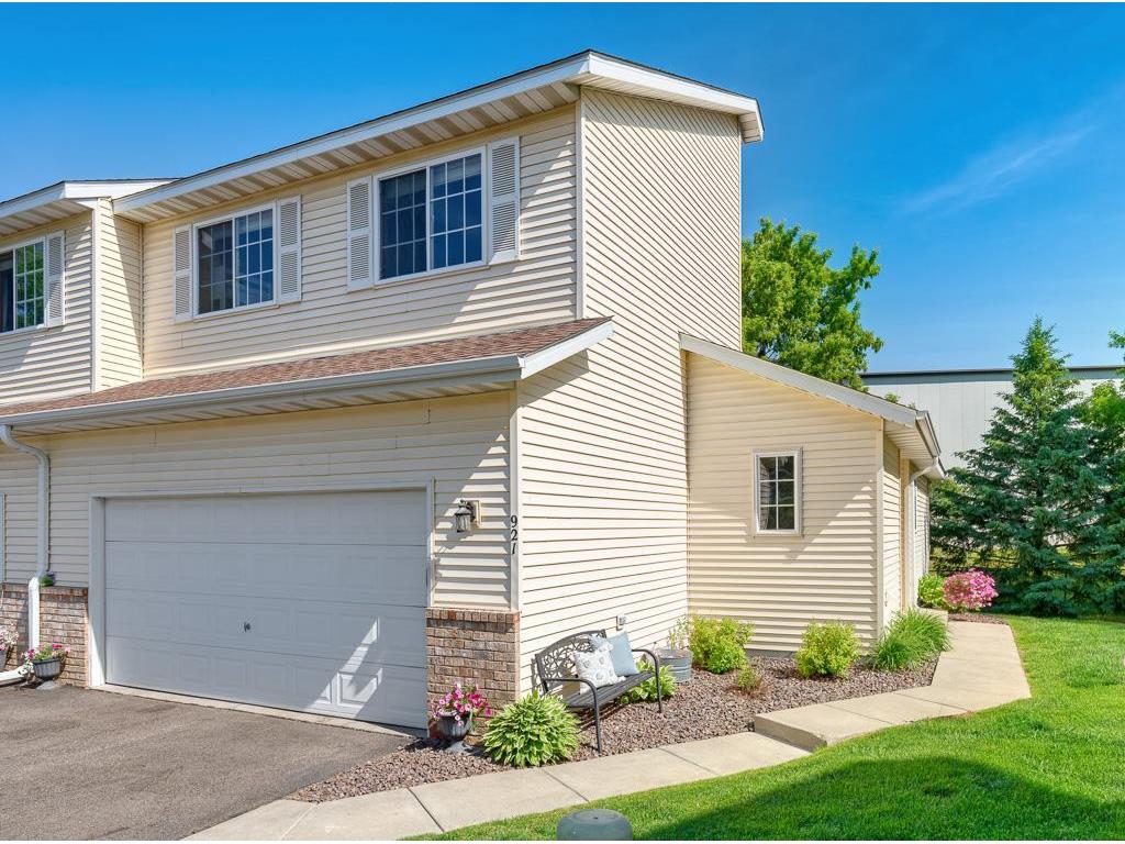 921 Pine Street Farmington MN 55024 7084182 image1