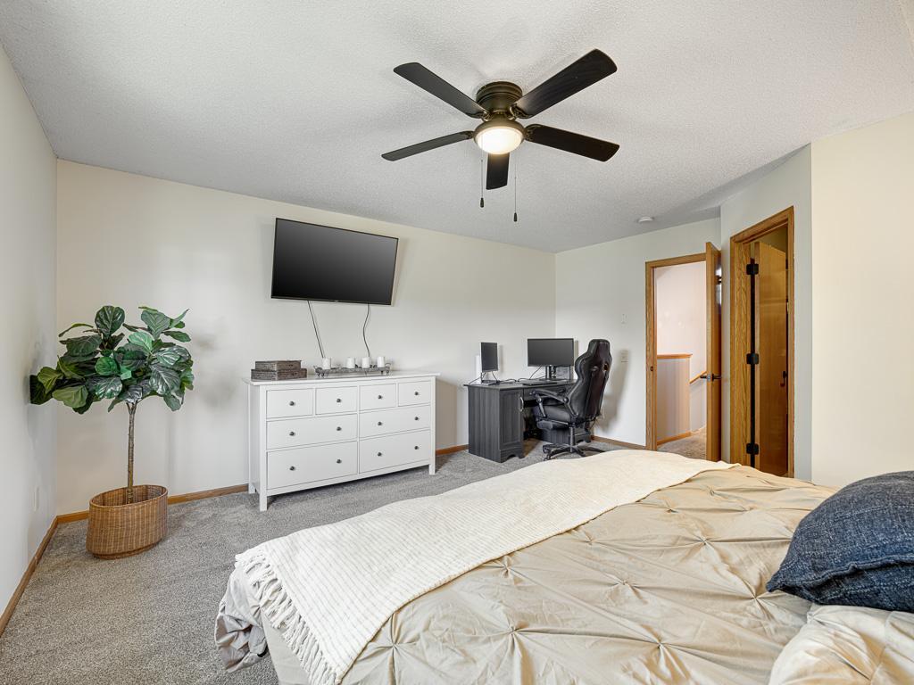 921 Pine Street Farmington MN 55024 7084182 image13
