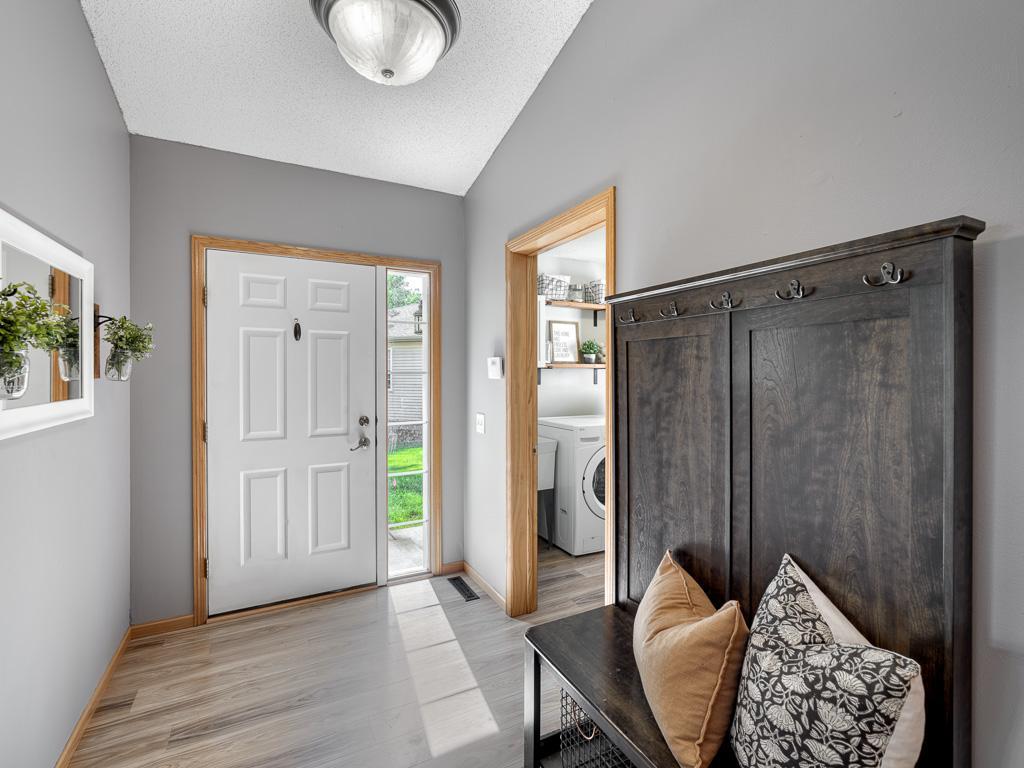 921 Pine Street Farmington MN 55024 7084182 image3