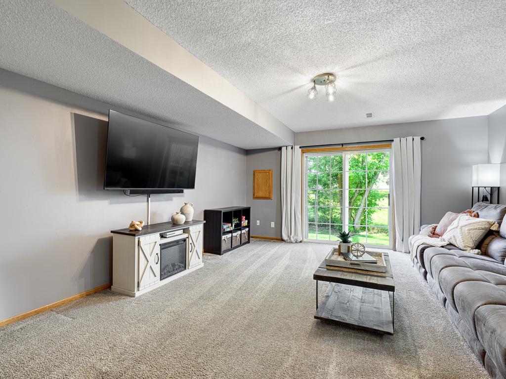 921 Pine Street Farmington MN 55024 7084182 image9