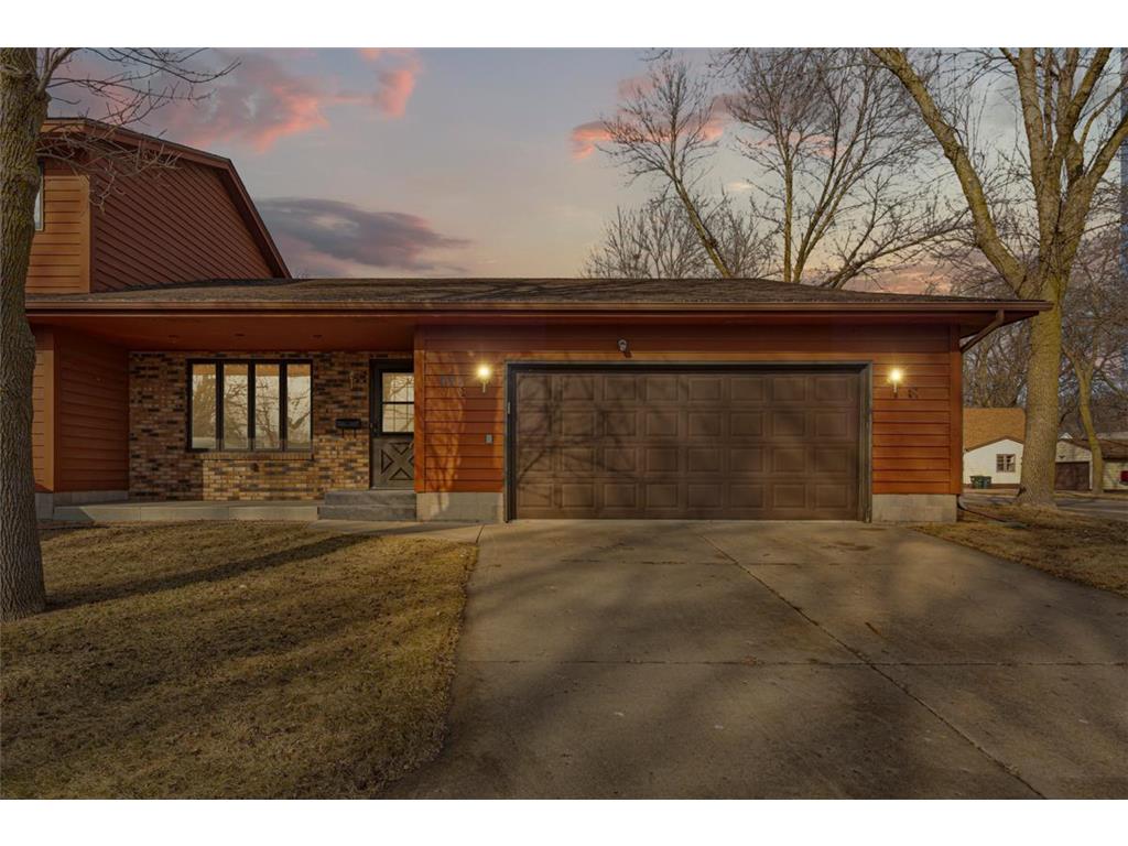 921 Queen Avenue N Glencoe MN 55336 6685071 image1