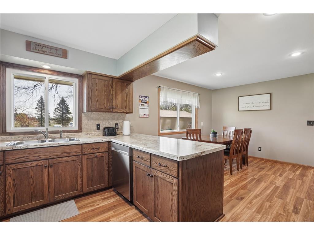 921 S Meadow Road Litchfield MN 55355 7040207 image11