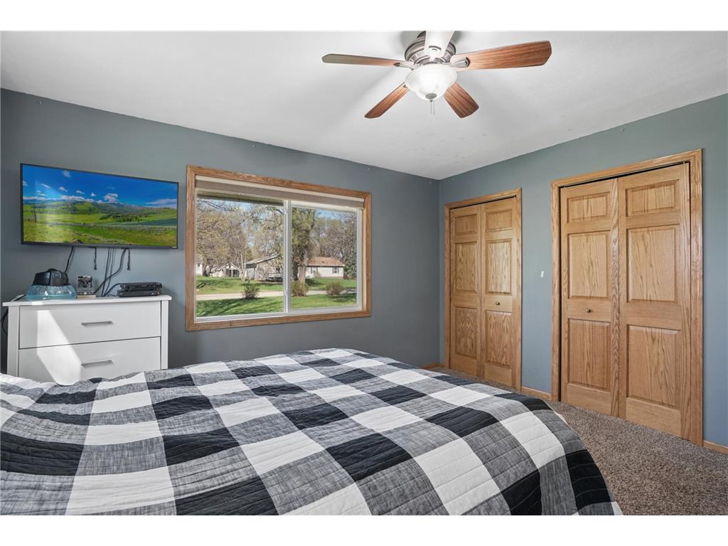 921 S Meadow Road Litchfield MN 55355 7040207 image16
