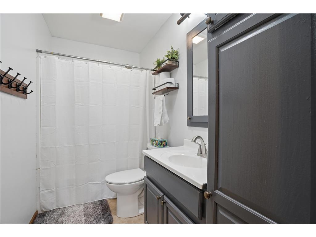 921 S Meadow Road Litchfield MN 55355 7040207 image17