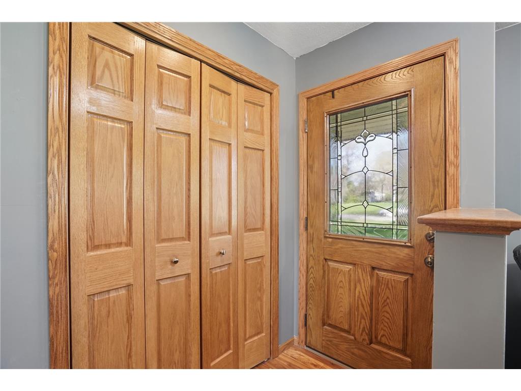 921 S Meadow Road Litchfield MN 55355 7040207 image2