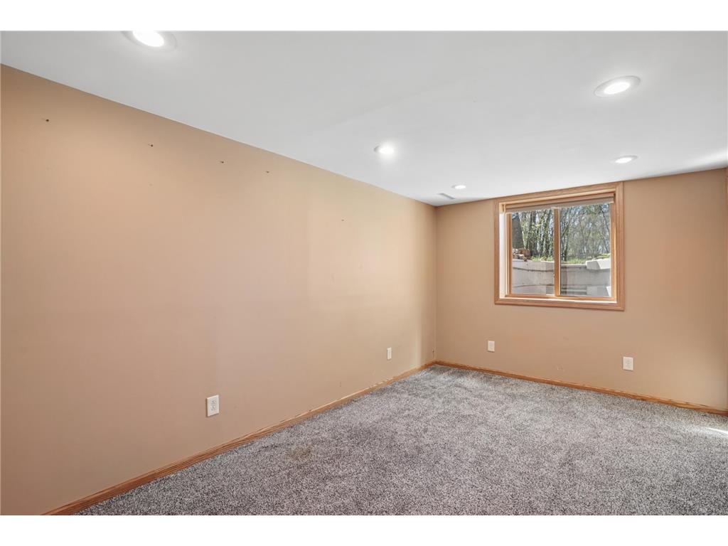 921 S Meadow Road Litchfield MN 55355 7040207 image23