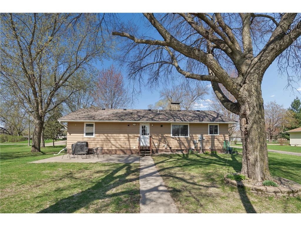 921 S Meadow Road Litchfield MN 55355 7040207 image35