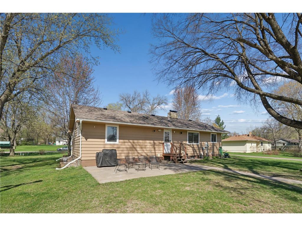 921 S Meadow Road Litchfield MN 55355 7040207 image36