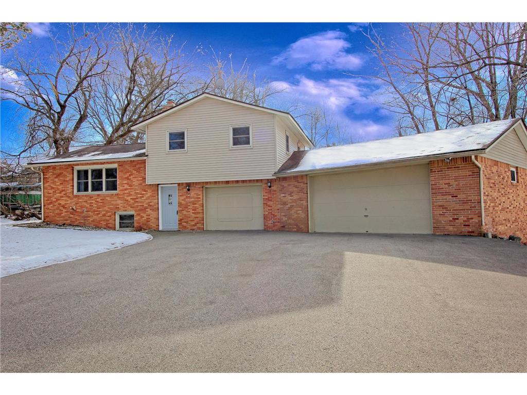 921 Western Drive Chanhassen MN 55317 6653731 image1