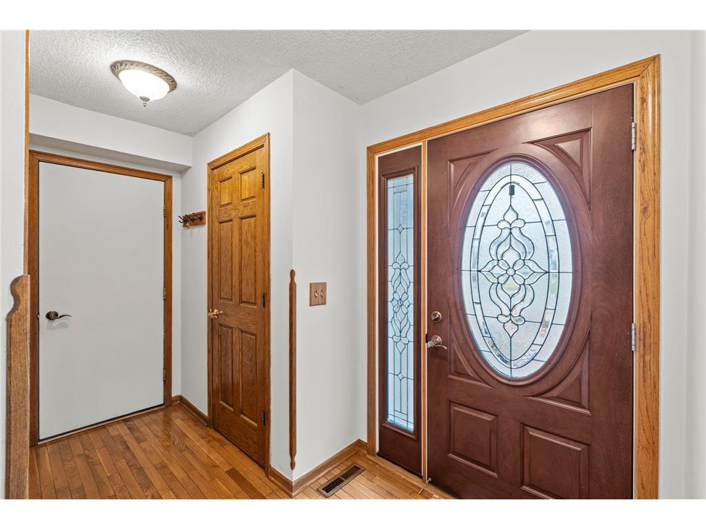 9213 Yates Bay Ct Brooklyn Park MN 55443 6821113 image15