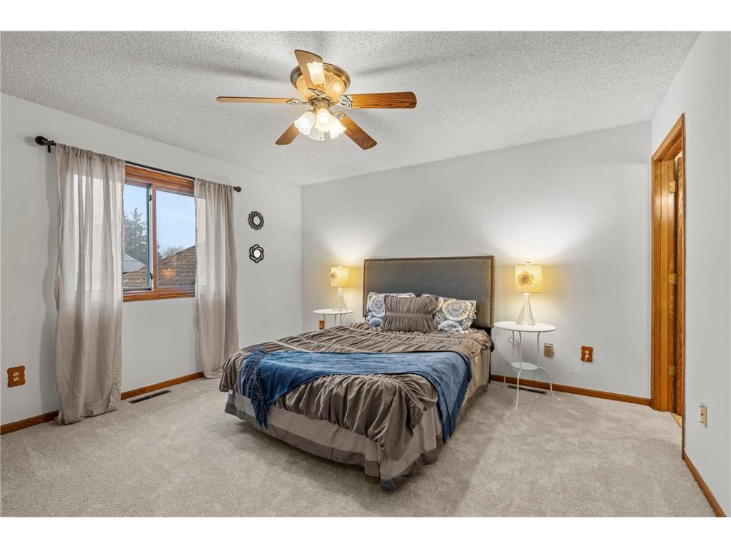 9213 Yates Bay Ct Brooklyn Park MN 55443 6821113 image31