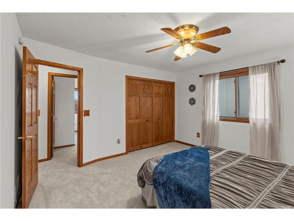 9213 Yates Bay Ct Brooklyn Park MN 55443 6821113 image32