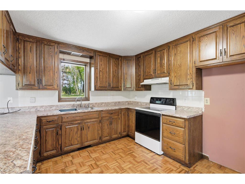 9215 Shannon Lane Corcoran MN 55340 7073660 image11